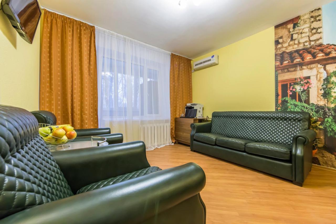 Sunny 2-Rooms Apartment For 2-6 People On Pechersk Near Kiev-Pechersk Lavra, Central Metro Station, Restaurants, Supermarkets Экстерьер фото